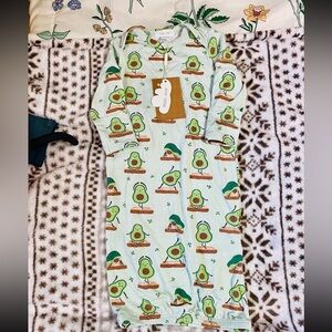 Angel Dear Bamboo Avocado Yoga Sleeper Gown with Elastic Bottom Size 0-3M